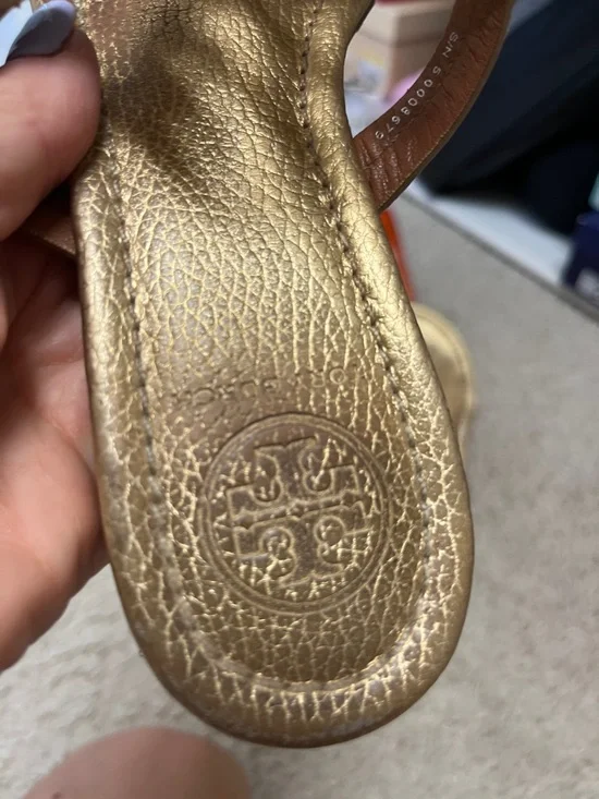 Tory Burch Metallic Gold Leather Logo Sandals - Picture 8 of 10